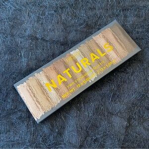 Lacura Naturals Eyeshadow Palette